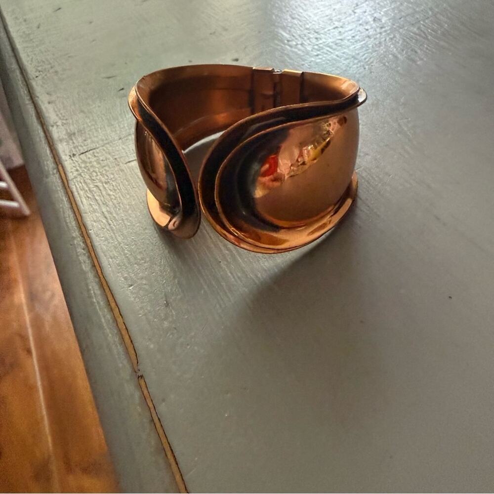 Renoir Copper Hinged Cuff Bracelet - Picture 12 of 15